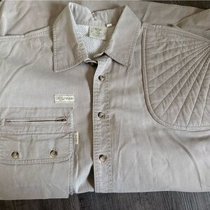 TAG Hunting Safari button up shirt - Light Beige. Padded Shoulder. Men’s XL